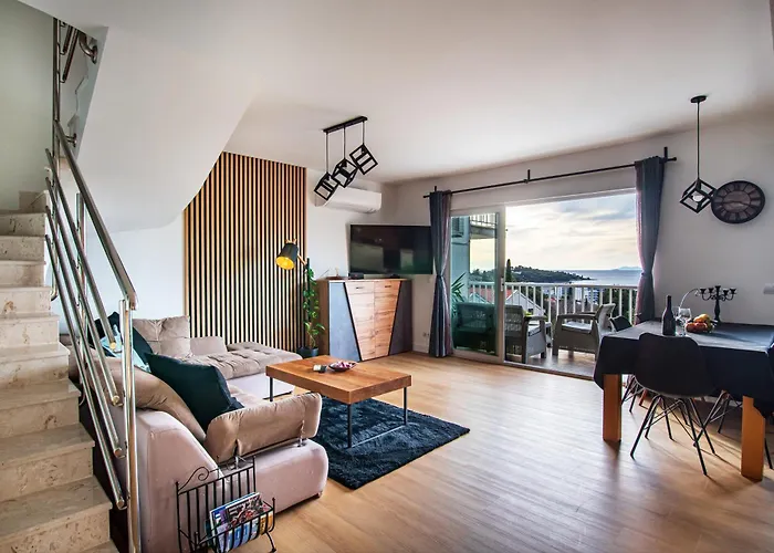 아파트 The View 챠브타트