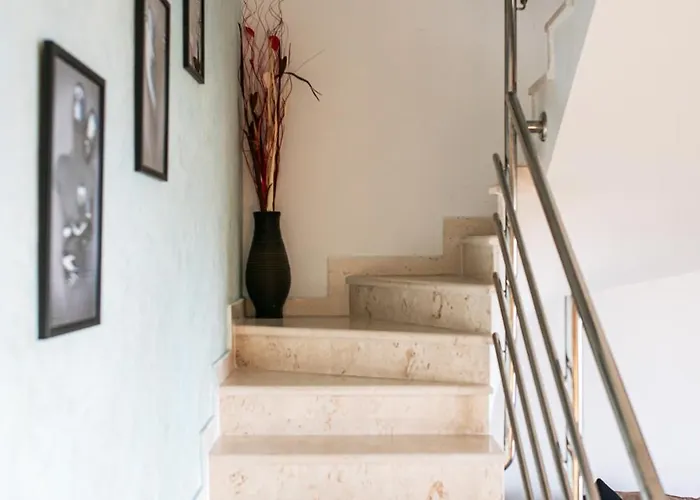 The View 아파트 챠브타트